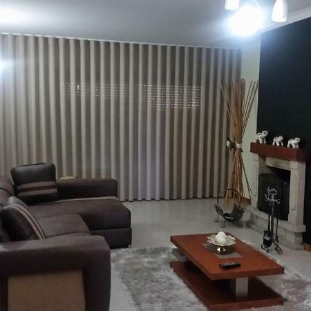 Apartamento Rua Da Amizade Фелгейрас Екстериор снимка